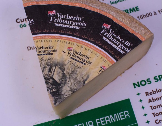 Vacherin Fribourgeois ou cremoso